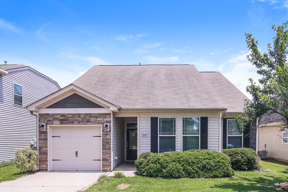 Foto principal - 3605 Morman Springs Ln