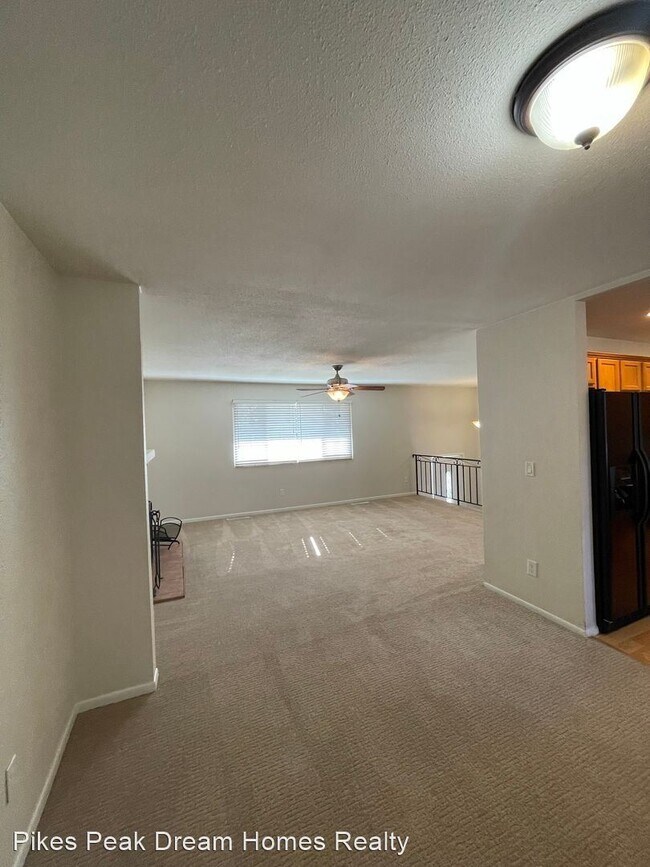 Building Photo - 4 br, 2.5 bath House - 2640 Villa Loma Drive