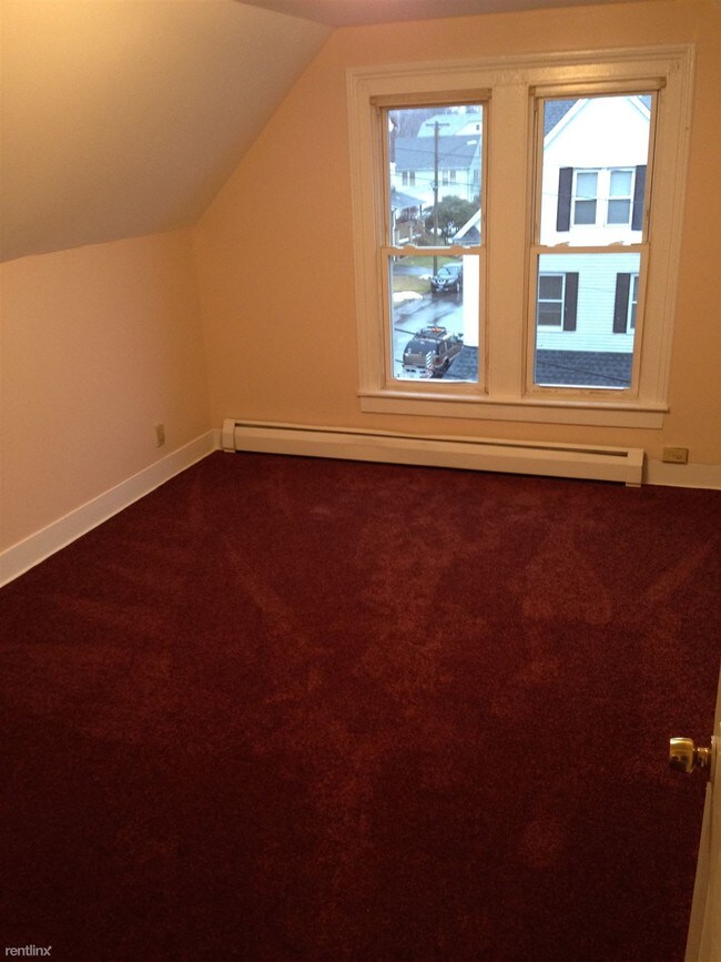 Foto del edificio - 2 br, 1 bath Apartment - 97 Sunnyside Avenue