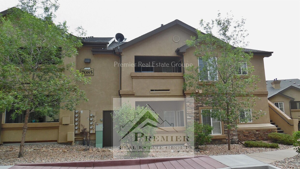 Primary Photo - 7085 Ash Creek Heights