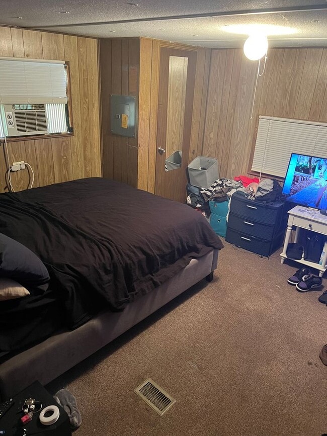 Foto del edificio - 12300 Phillips Ln