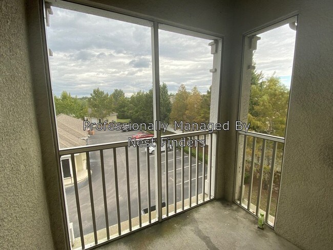 Building Photo - 8290 Gate Pkwy W