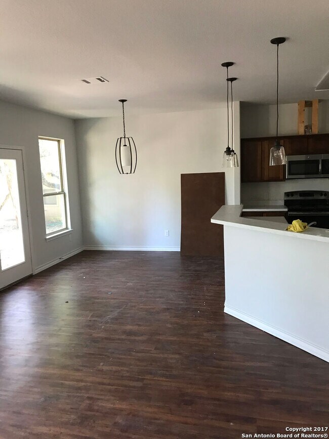 Foto del edificio - 14052 Cedar Canyon