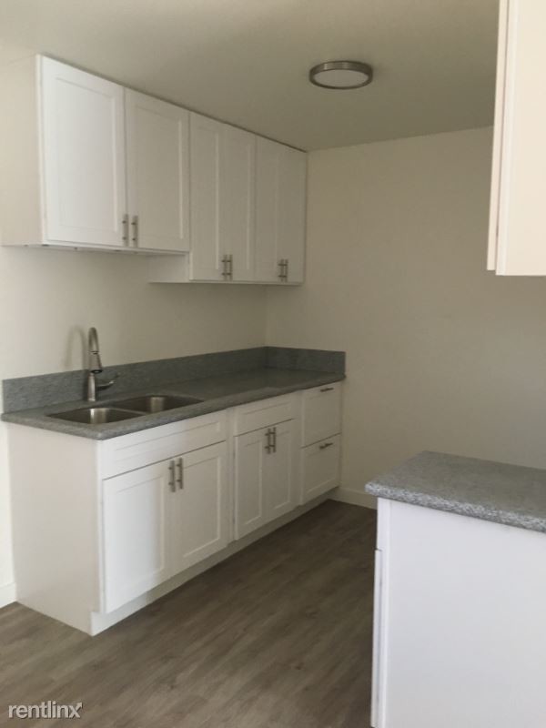 Building Photo - 1 br, 1 bath Apartment - 15776 Sequoia St