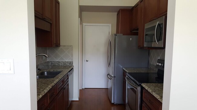 Foto del edificio - 3814 Summerwood Ct.