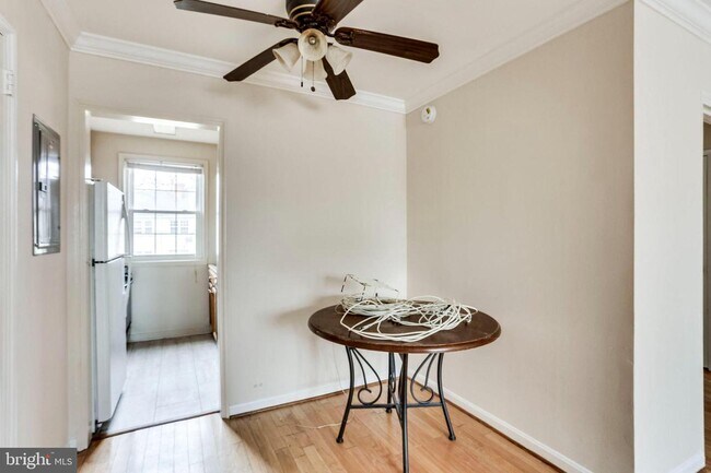 Building Photo - 104 N Trenton St