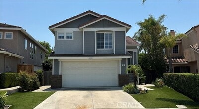 Building Photo - 6 Tavella Pl