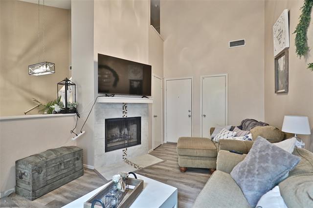 Foto del edificio - 3150 Chimney Cir