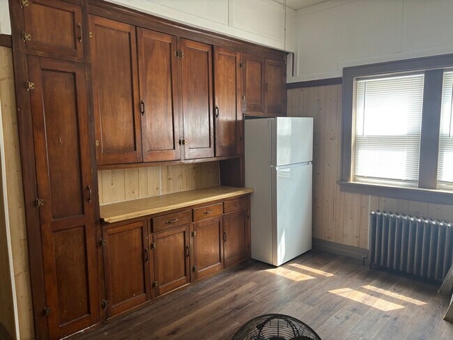 Foto del edificio - 5430 W Burnham St