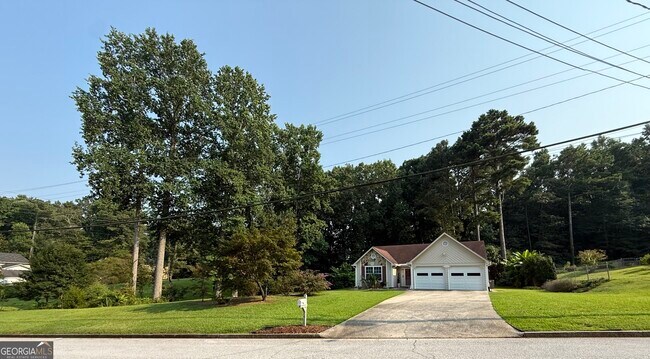 Foto del edificio - 3897 Saddlecreek Dr