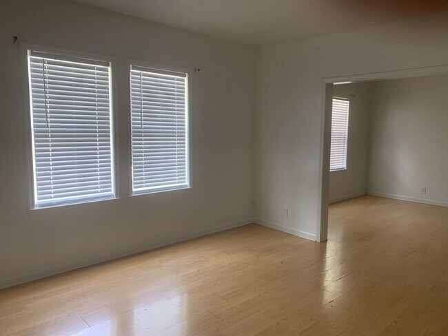 Foto del edificio - 725 30th St SW