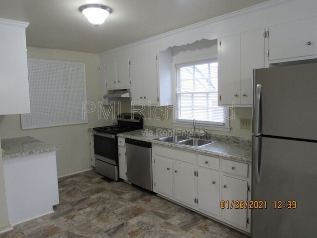 Building Photo - 2107 S Twilight Ln