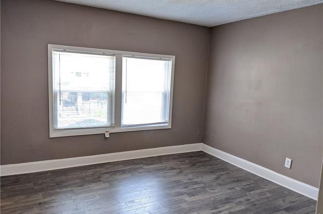 3rd Bedroom Upstairs - 871 W 25th St (Indianapolis, IN)