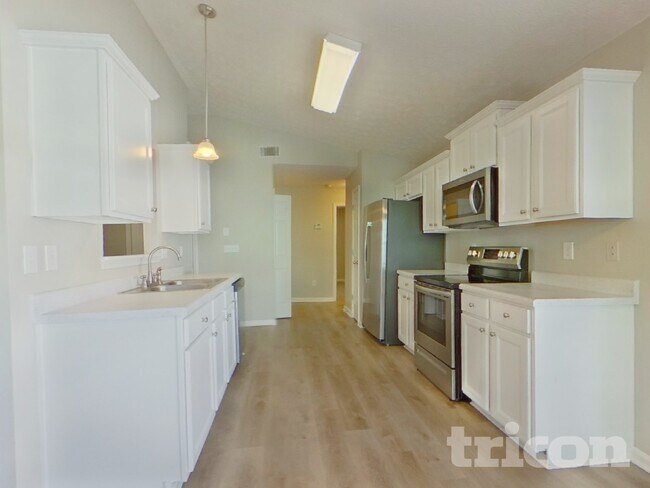 Foto del edificio - 210 Brookstone Trail