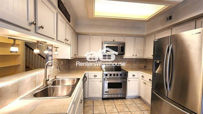 Foto del edificio - 2508 Bering Dr