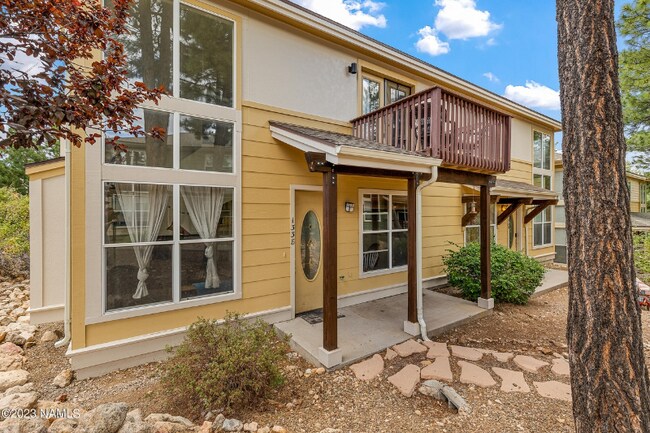 Foto del edificio - 1338 E Hatcher Dr