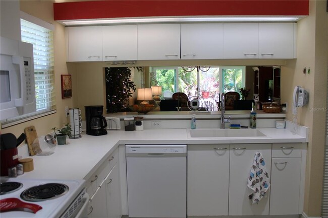 Building Photo - 7537 Preserves Ct