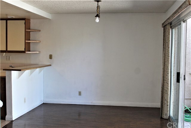 Building Photo - 143 Stanford Ct