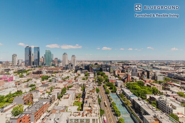 Foto del edificio - 4-75 48th Avenue-SI FL29-ID1534