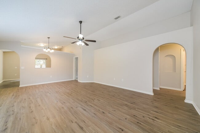 Building Photo - 6748 Ebans Bend