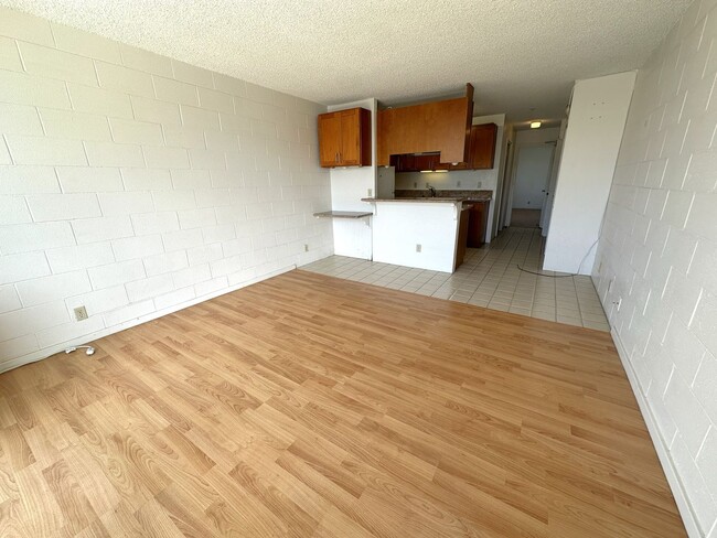 Photo - CITRON VILLA - 1 BDRM 1 Bath 1 Parking Apartment