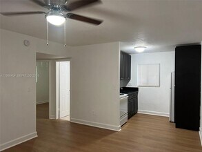 Building Photo - 180 NE 71st St