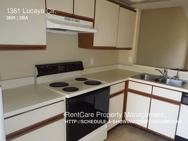 Building Photo - 1361 Lucaya Cir