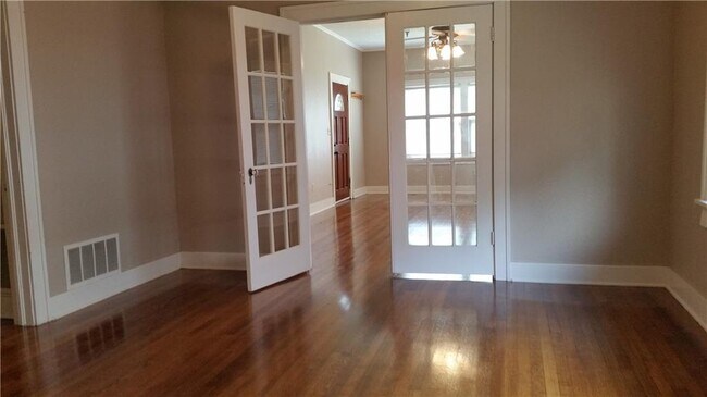 Foto del edificio - 525 NW Eubanks St