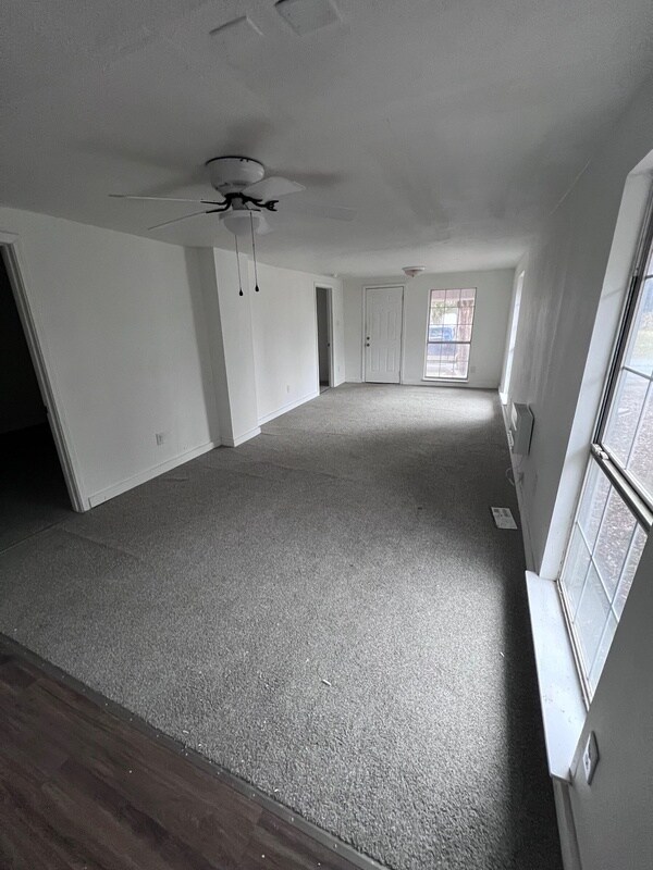 Foto del edificio - 4511 Atkins St