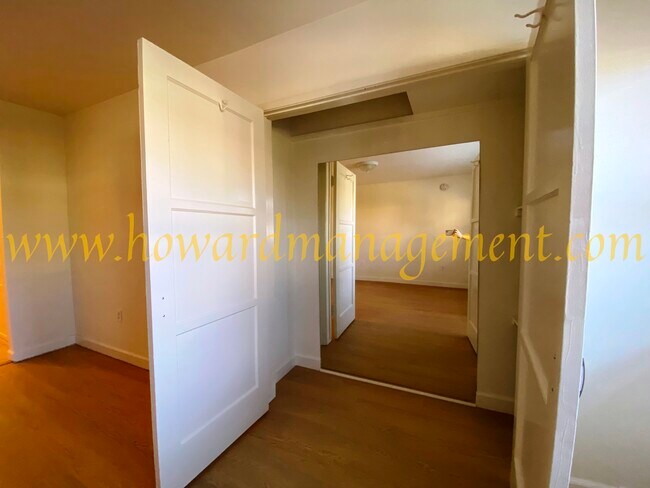 Foto del edificio - 1811 Ocean Park Blvd