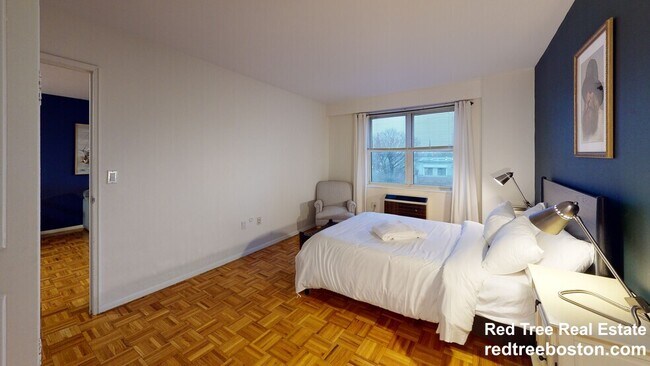 Building Photo - 185 Freeman St