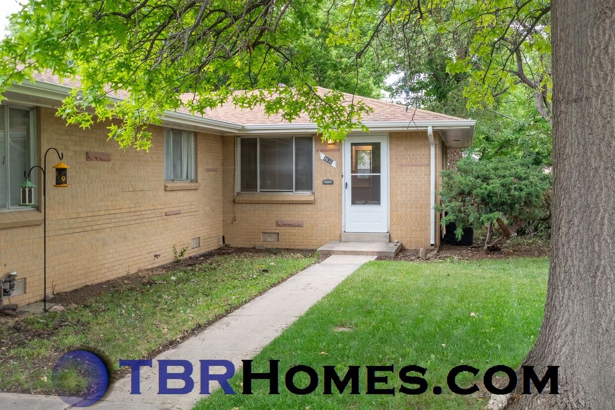 Photo - 8630 W 63rd Pl