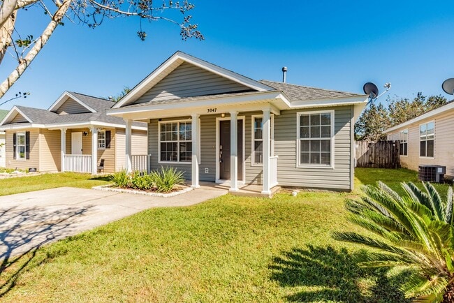 Foto del edificio - Well-maintained cottage home in Bellview