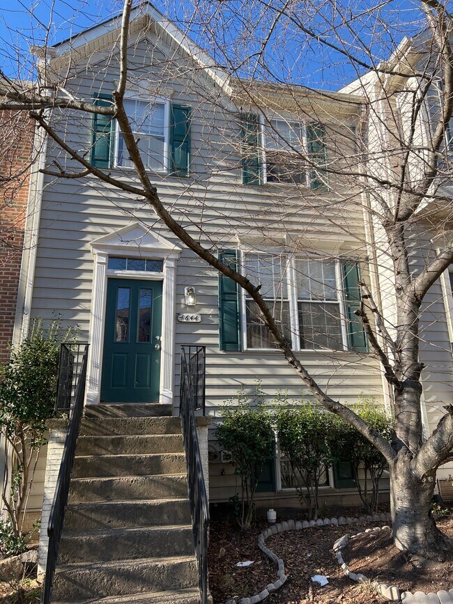 Building Photo - 4644 Deerwatch Dr