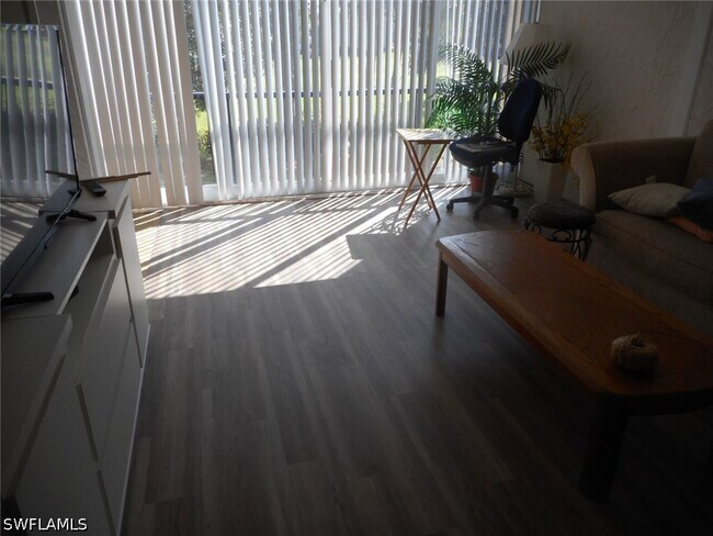 Building Photo - 1086 Forest Lakes Dr