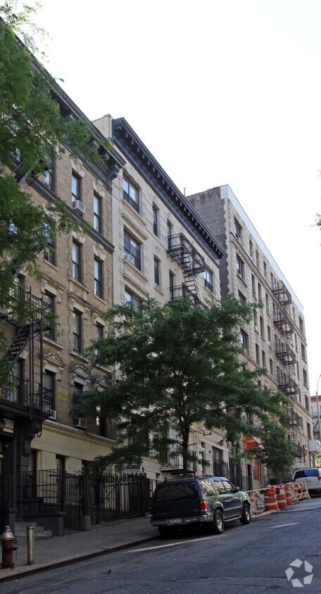Building Photo - 605-607 W 144th St