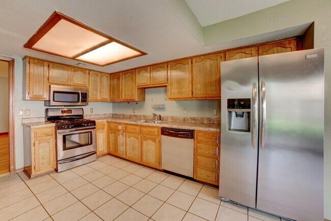 Foto del edificio - Fantastic Broken Arrow property now up for rent