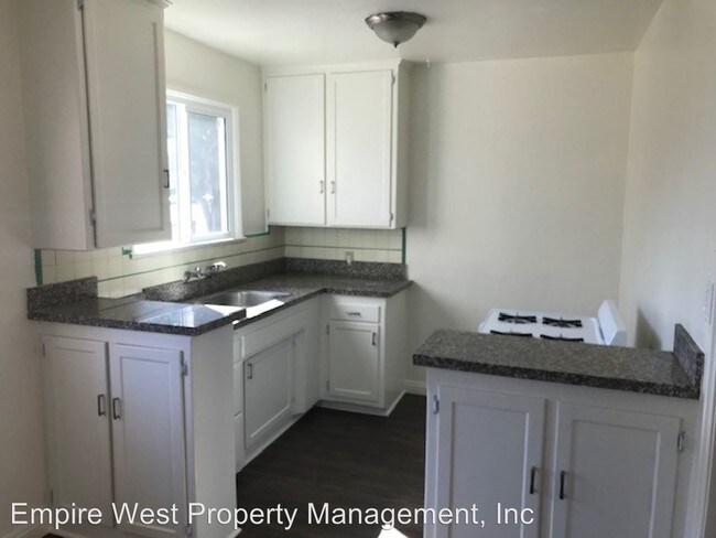 Building Photo - 3980 S Centinela Ave
