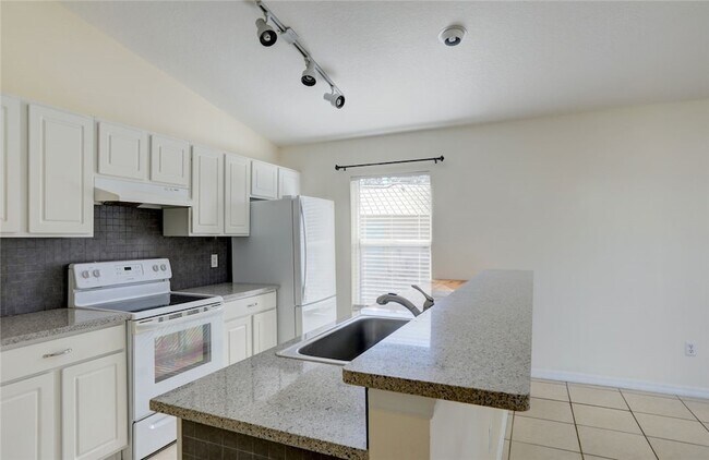 Foto del edificio - 1489 Whitmore St