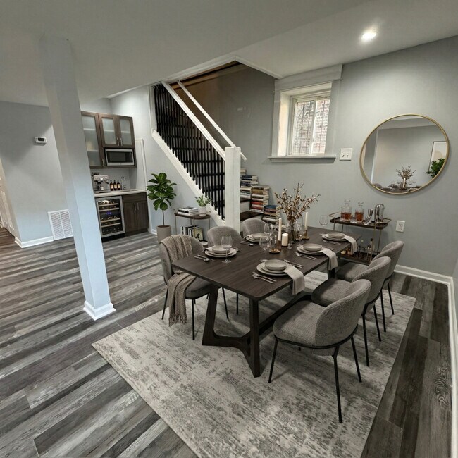 Foto del edificio - 220 N Lamon Ave