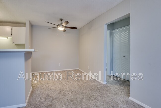 Foto del edificio - 2515 Center West Parkway - 10L