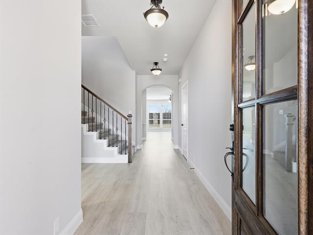 Building Photo - 624 Pawprint Holw