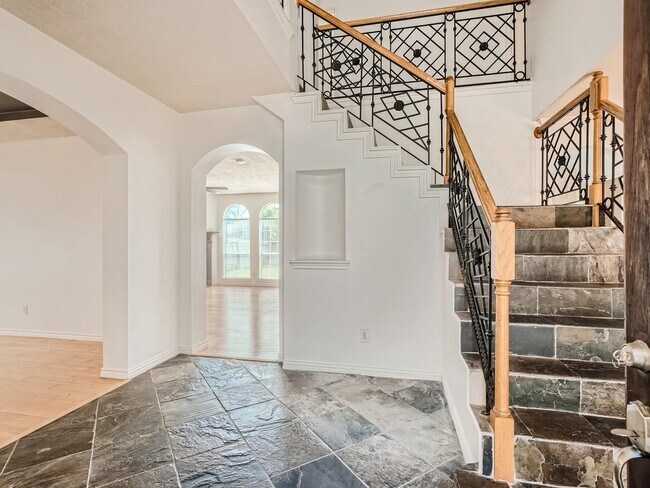 Foto del edificio - 503 Taskwood Dr