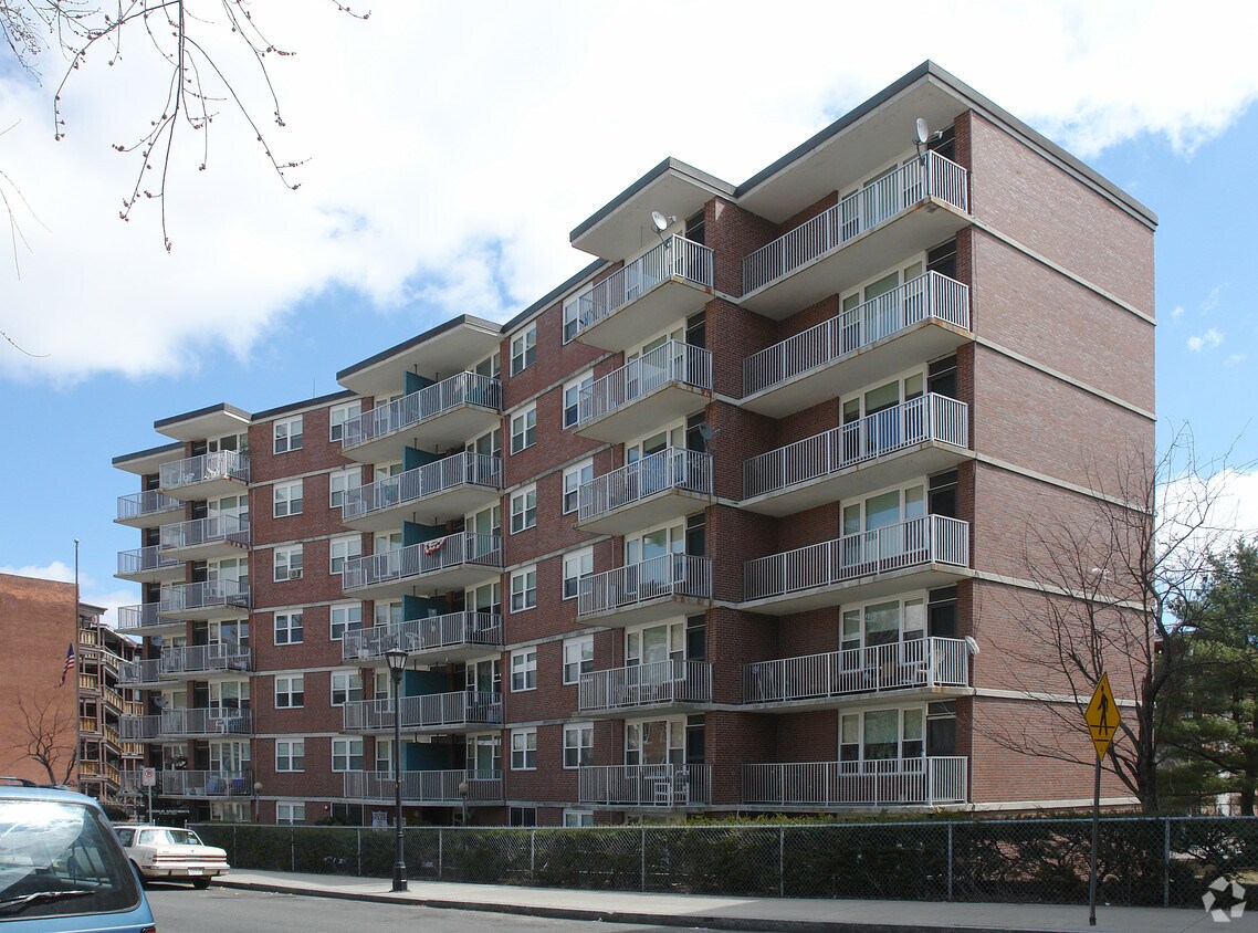 Primary Photo - Coughlin Apartments