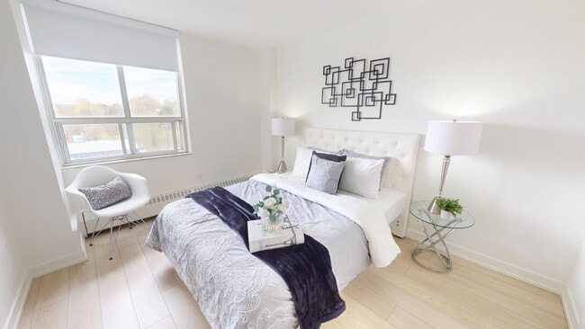 Building Photo - 30 Edith