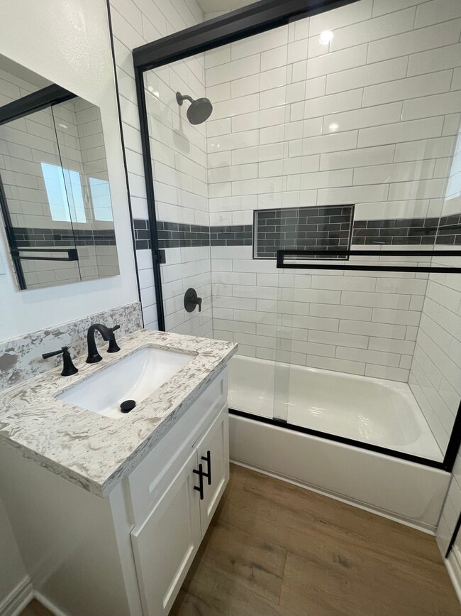 C18 Restroom - Carlton Park Apartments