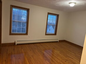 Building Photo - 1 Hemans St