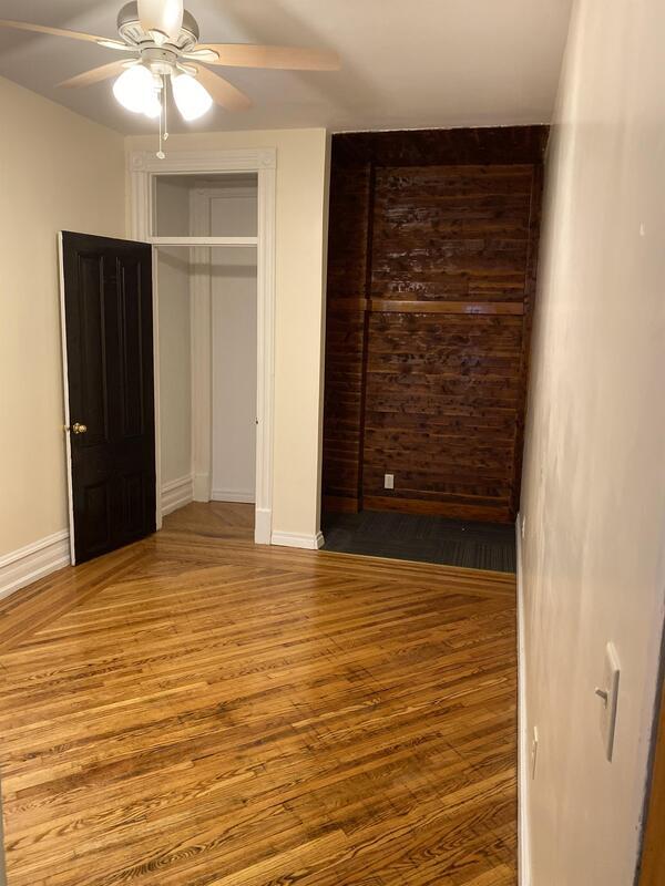 Building Photo - 1234 Perkiomen Ave