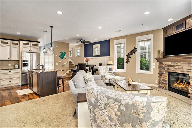 Foto del edificio - 807 Lake St