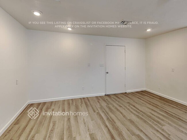 Foto del edificio - 6361 W Caron St